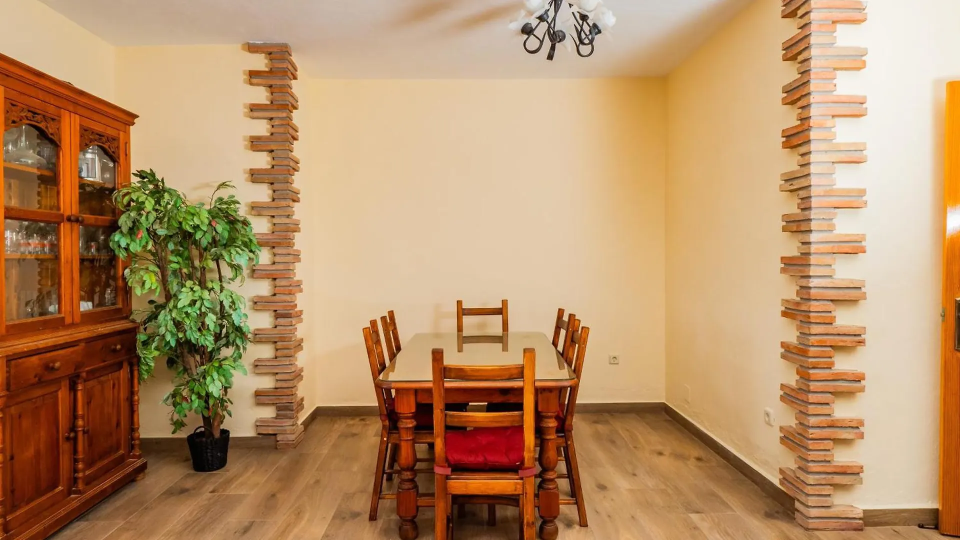 Cubo'S The Secret Almogia Mountain View Villa Malaga 0*,  Spain