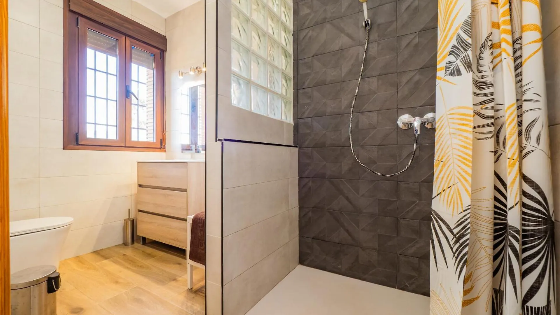 Holiday home Cubo'S The Secret Almogia Mountain View Villa Malaga