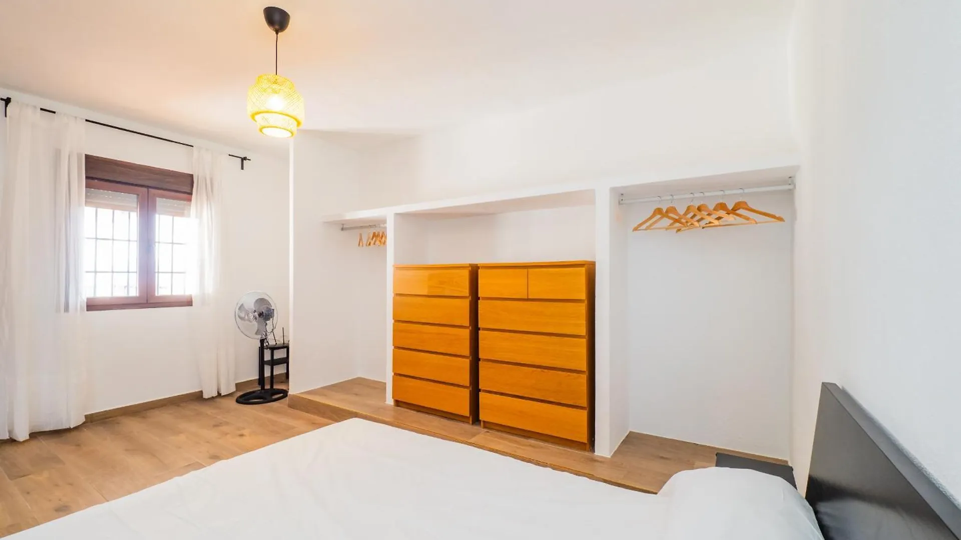 Cubo'S The Secret Almogia Mountain View Villa Malaga Spain